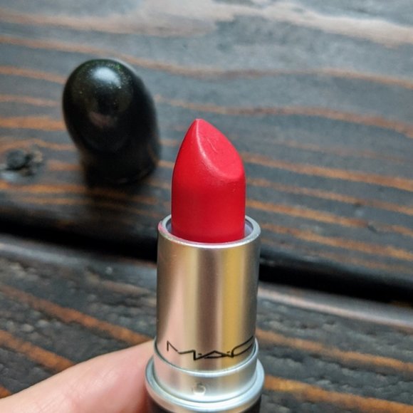 Mac Cosmetics Ruby Woo Retro Matte Lipstick - Picture 3 of 4